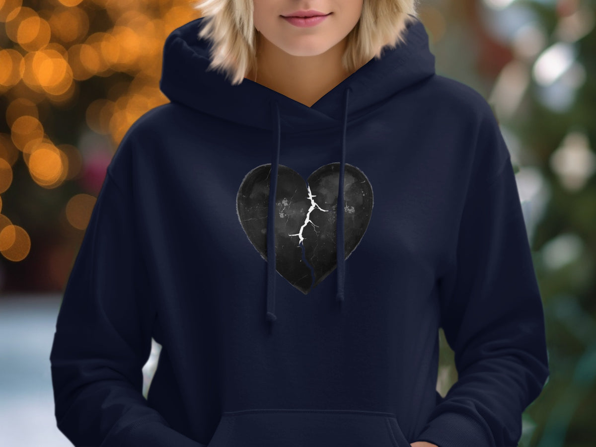 Cracked Black Heart Design Hoodie for Casual Wear