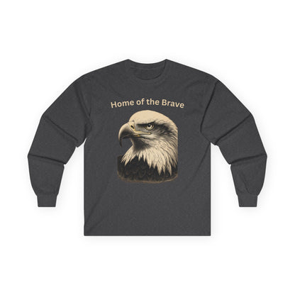 Águila grabada - Hogar de los valientes - Camiseta de manga larga