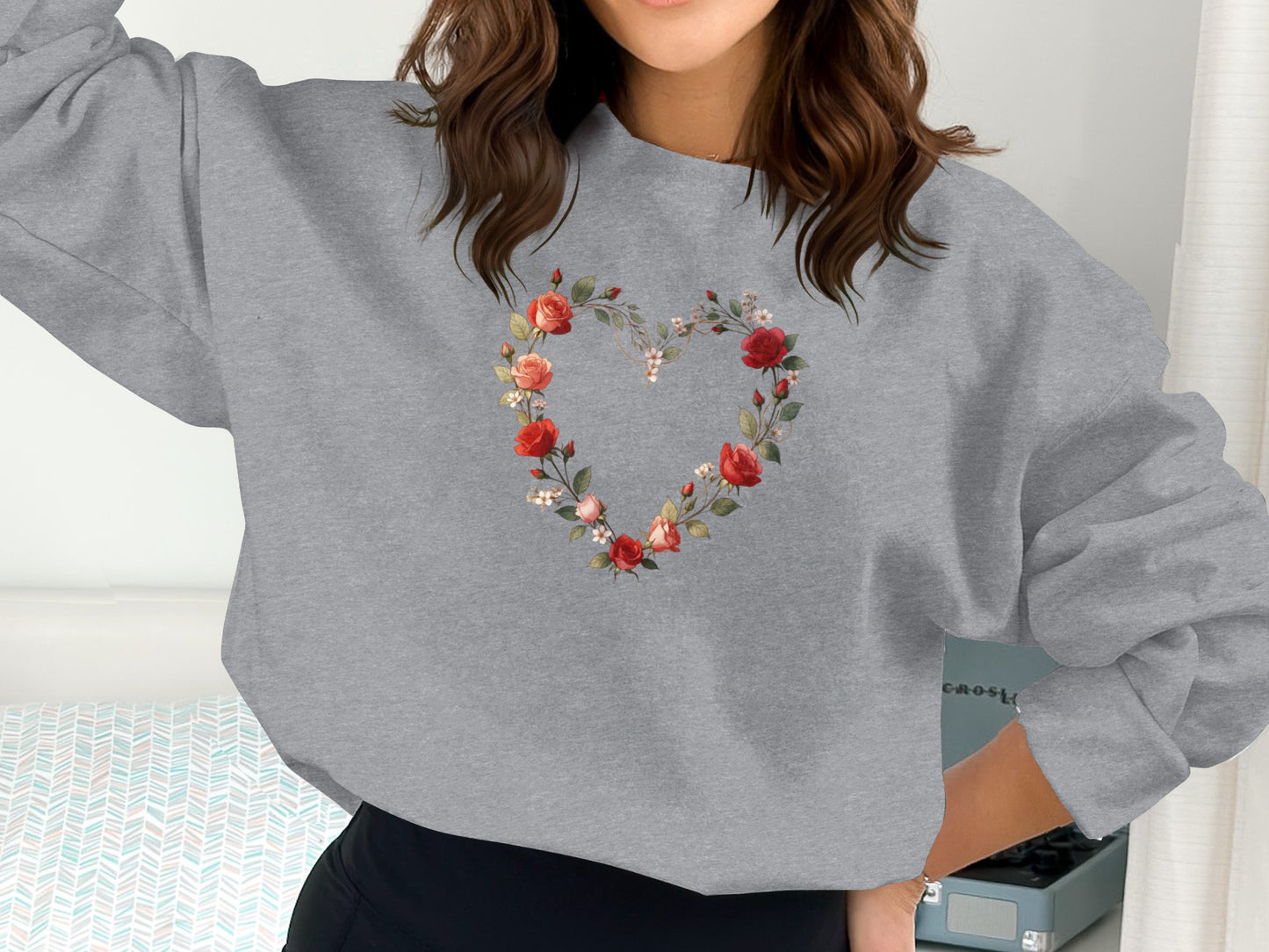 Floral Heart Design Crewneck Gray Women's Sweatshirt